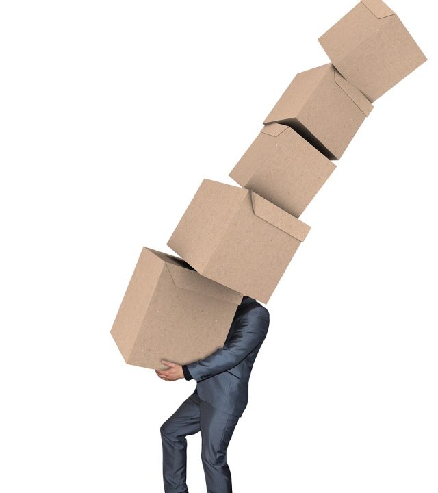 man-moving-boxes-carrying-boxes-3533319 man, moving boxes, carrying boxes- The Best Moving Services in Tampa Bay